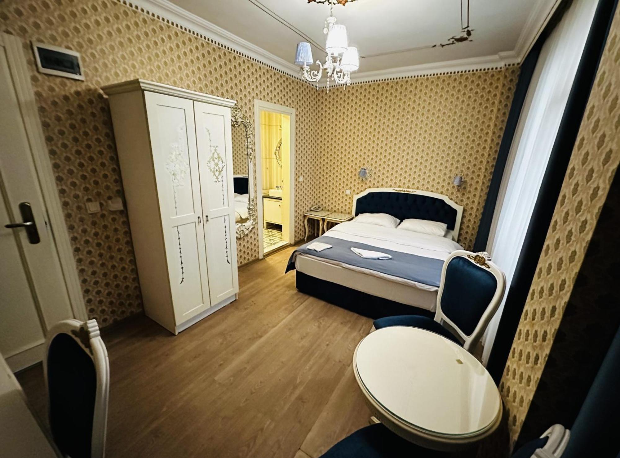 The Istanbul Alyon Hotel Taksim Istambul Exterior foto