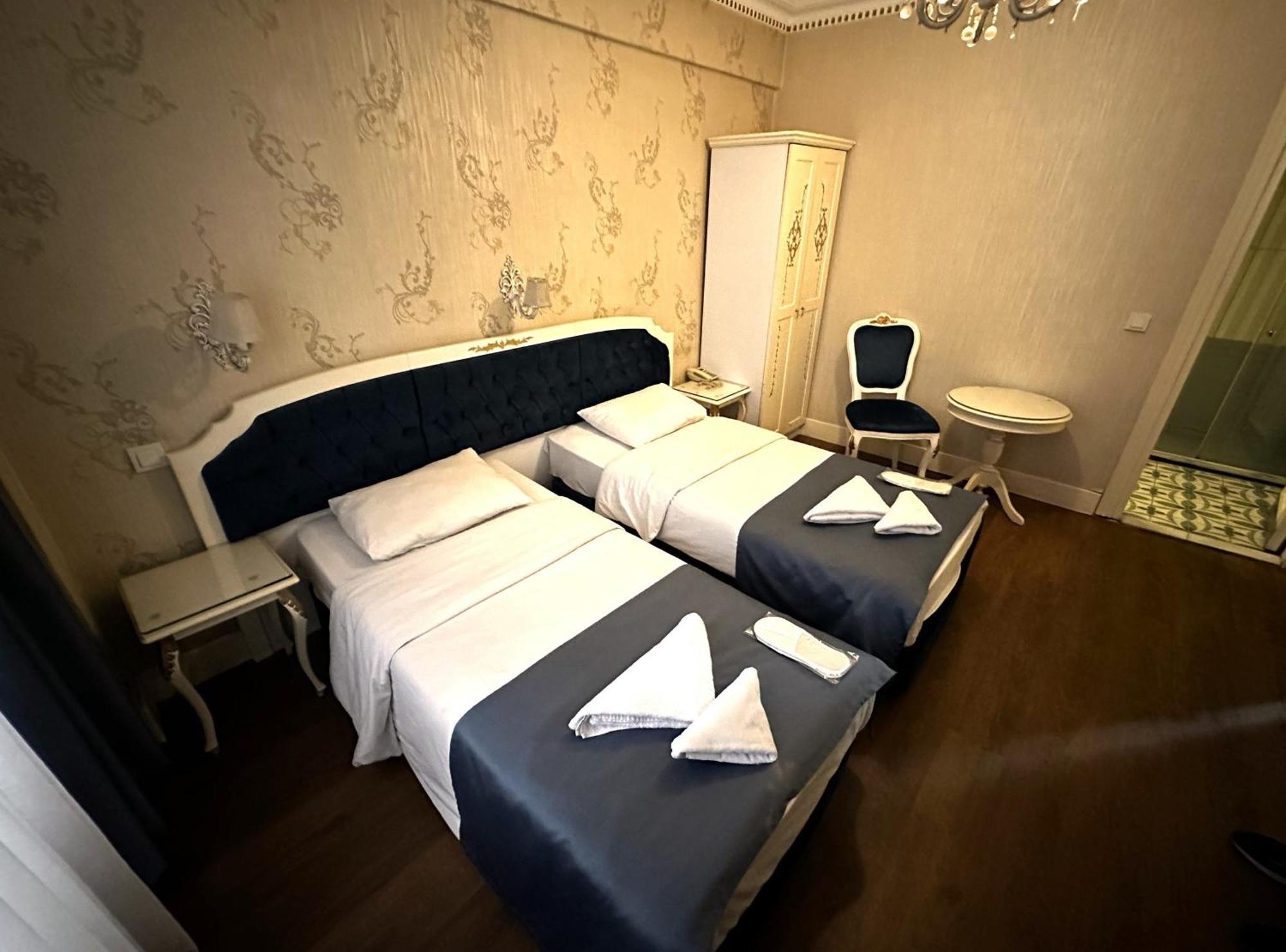 The Istanbul Alyon Hotel Taksim Istambul Exterior foto